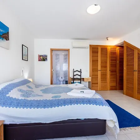 Casa Da Paz * Salema